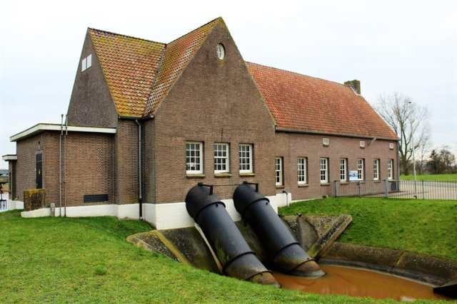 Foto gemaal Streukelerzijl